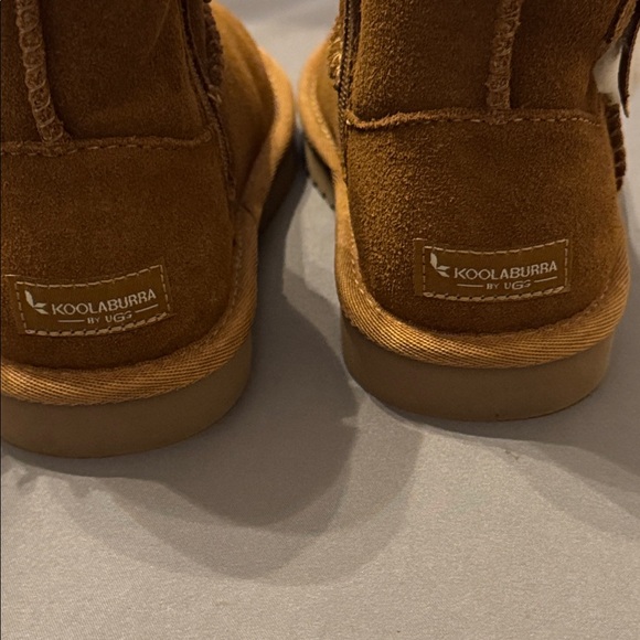 Koolaburra by UGG girl size 9 Brown Kids Boots with Bow Detail - Picture 5 of 7